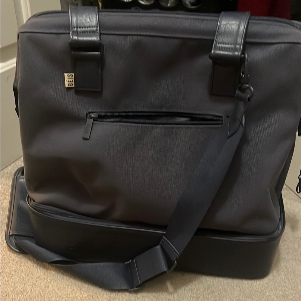 BEIS carry on with Adjustable Strap and Minimalist Design